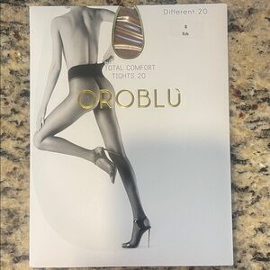 OROBLU Total Comfort 20 Sheer Tights in Sun Nude